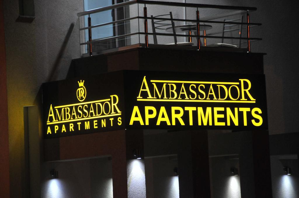 Apartments Ambassador 울친 외부 사진